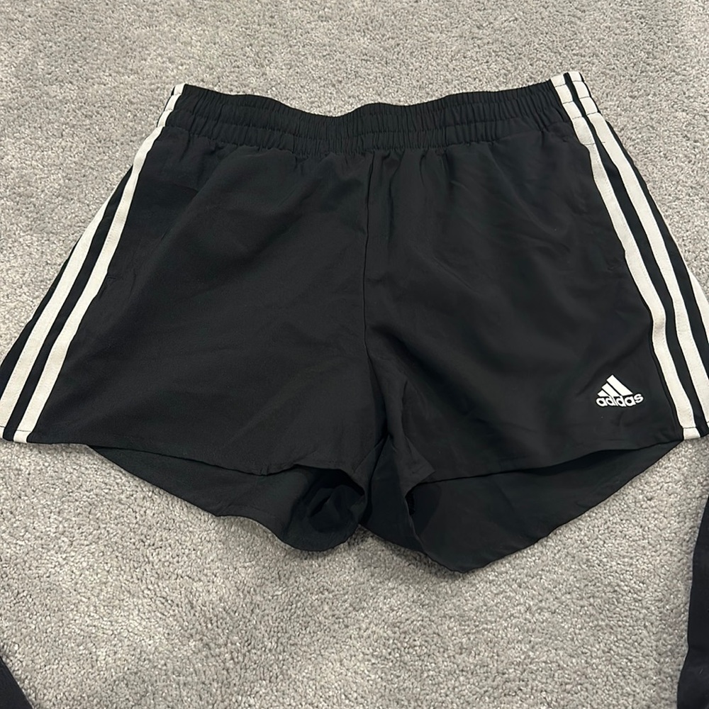 Adidas shorts - Picture 2 of 5